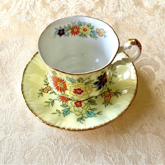 Paragon Oriental Series china cup and saucer - Picture 1 of 9
